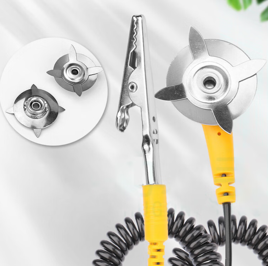 ESD mat grounding cord connected to bench mat