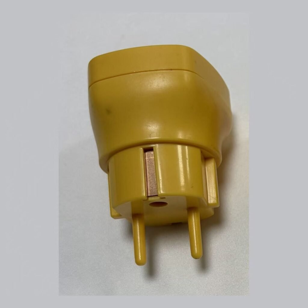 EU Schuko earth bonding plug CEE 7/4 with round pins and side earth clips for ESD control